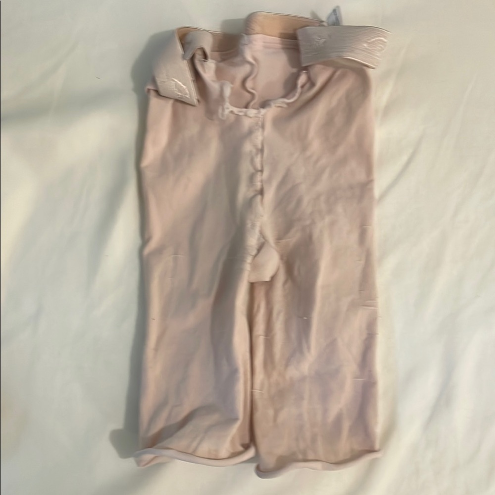 Capezio cut off tights